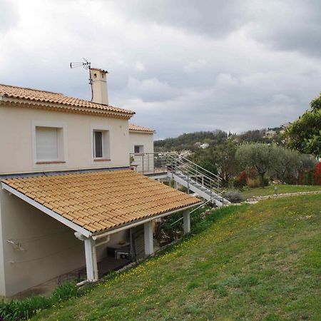 Appartement 3 Pieces Dans Le Ciel à Gattières Extérieur photo