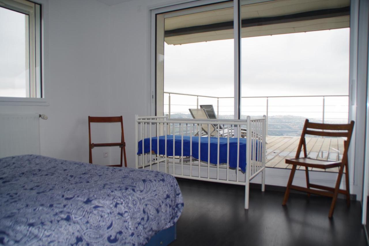 Appartement 3 Pieces Dans Le Ciel à Gattières Extérieur photo